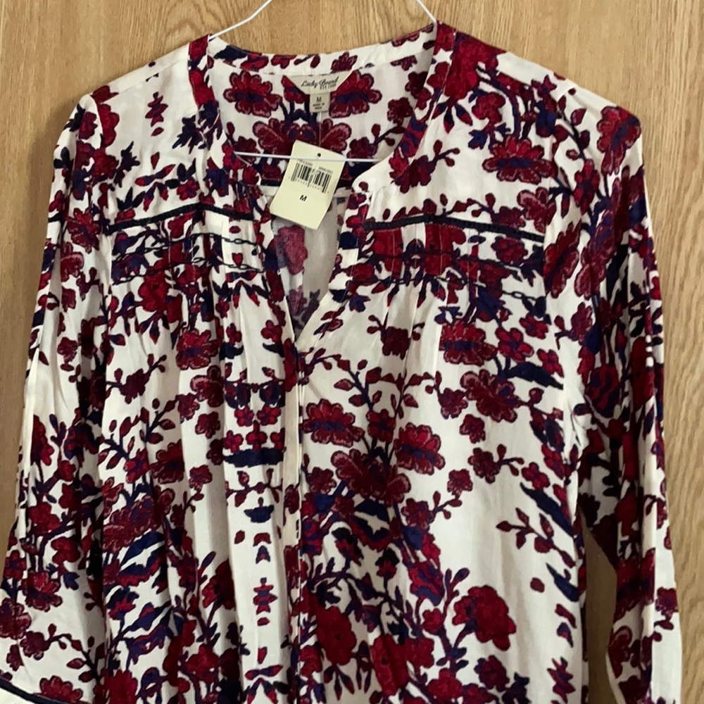 Lucky brand floral top size M